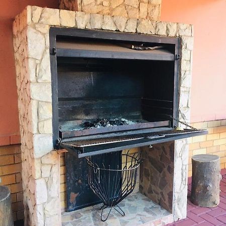 Forever Comfy Bed Bed and Breakfast Vanderbijlpark Esterno foto