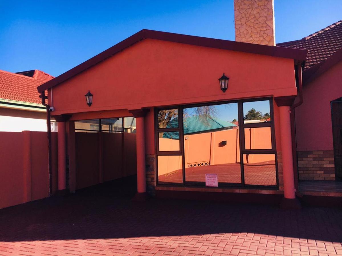 Forever Comfy Bed Bed and Breakfast Vanderbijlpark Esterno foto